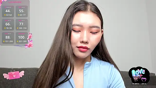 Misoca online show from 06-18-26, 04:23
