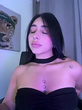 IsabellaNoir  online show from 05-16-26, 11:48