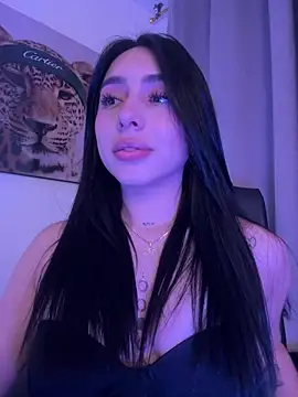 IsabellaNoir  online show from 05-27-26, 01:57