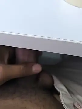 Hotmen84050 online show from 06-18-26, 06:12