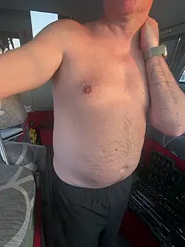 Snapshot of dadbod21 chatting on 04-25-26, 06:49 dadbod21 online show from 04-25-26, 06:49