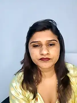 Cute-Rhea online show from 04-21-26, 02:01