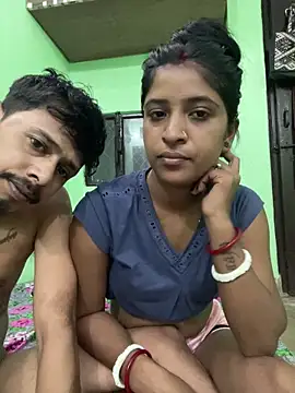 hot-couple-0 online show from 06-09-26, 07:37