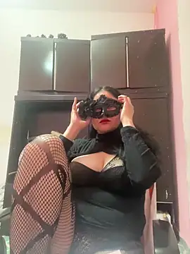 gattitta29 online show from 05-11-26, 07:55