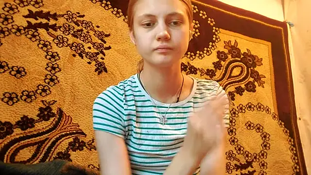 LunaLaday online show from 05-30-26, 02:51