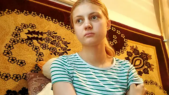 LunaLaday online show from 07-03-26, 02:40