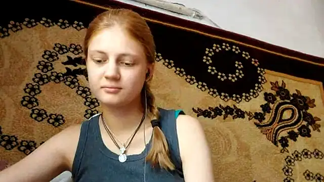 LunaLaday online show from 08-06-26, 03:23