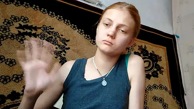 LunaLaday online show from 06-27-26, 03:01