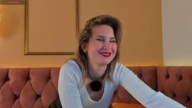 Snapshot of Lilianadaniels chatting on 07-16-26, 01:24 Lilianadaniels online show from 07-16-26, 01:24