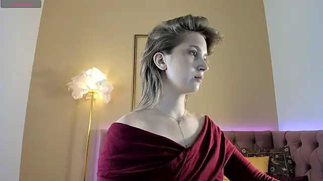 Snapshot of Lilianadaniels chatting on 06-13-26, 01:25 Lilianadaniels online show from 06-13-26, 01:25