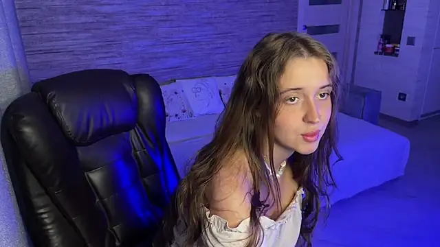 Snapshot of Tiana_Belle chatting on 07-14-26, 02:05 Tiana Belle online show from 07-14-26, 02:05