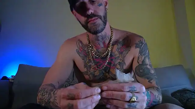 DuroHustler online show from 05-09-26, 03:37