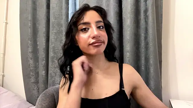AngellaBarbini online show from 07-04-26, 04:11