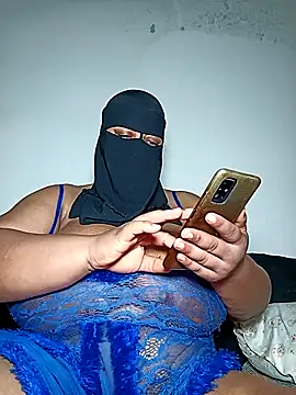 Loly mor26 online show from 08-04-26, 04:39