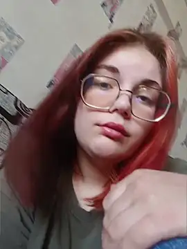 LoisFox online show from 05-06-26, 11:58