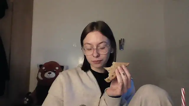 JuicyErika online show from 05-14-26, 07:44
