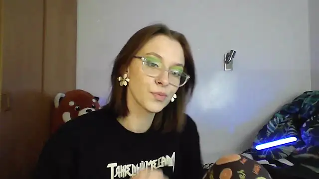JuicyErika online show from 05-05-26, 08:45