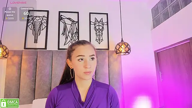 Vanne Queen  online show from 05-25-26, 11:09