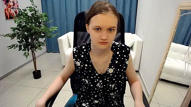  donnaSia  online show from 05-26-26, 10:46