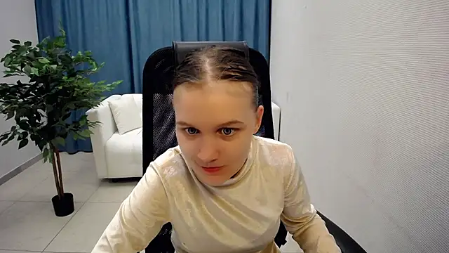  donnaSia  online show from 05-22-26, 11:08
