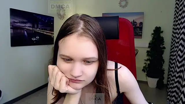  donnaSia  online show from 04-28-26, 11:47