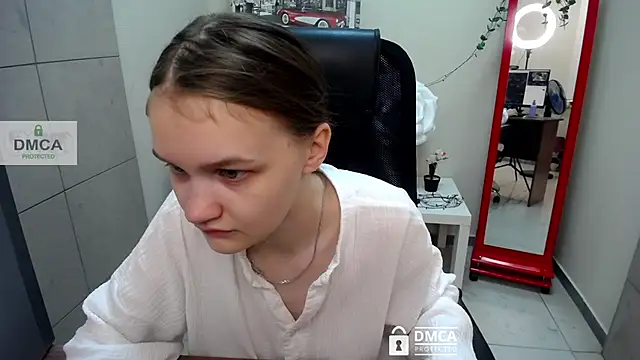  donnaSia  online show from 06-13-26, 05:49