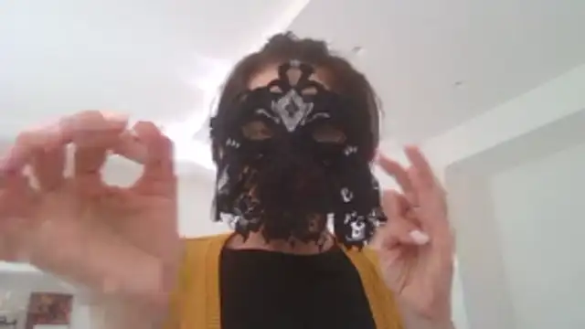 Snapshot of HelenTiAscolta chatting on 05-25-26, 03:11 HelenTiAscolta online show from 05-25-26, 03:11