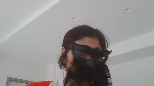 Snapshot of HelenTiAscolta chatting on 05-11-26, 10:49 HelenTiAscolta online show from 05-11-26, 10:49