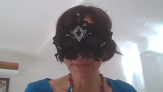 Snapshot of HelenTiAscolta chatting on 06-10-26, 04:08 HelenTiAscolta online show from 06-10-26, 04:08