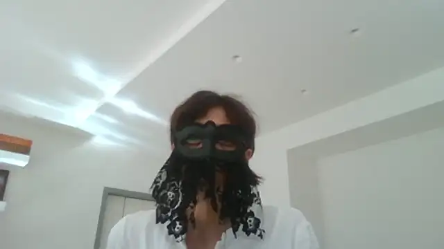 Snapshot of HelenTiAscolta chatting on 05-11-26, 02:45 HelenTiAscolta online show from 05-11-26, 02:45