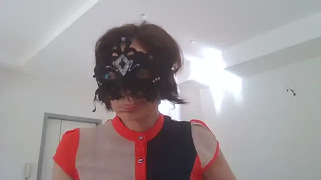 Snapshot of HelenTiAscolta chatting on 06-08-26, 04:07 HelenTiAscolta online show from 06-08-26, 04:07