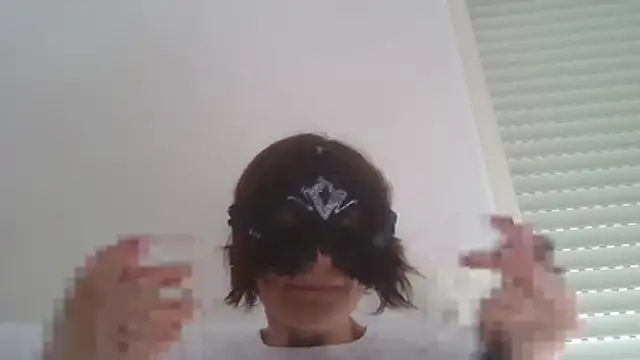 Snapshot of HelenTiAscolta chatting on 06-07-26, 04:12 HelenTiAscolta online show from 06-07-26, 04:12