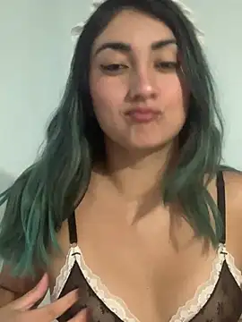 Camilaafg online show from 04-28-26, 06:34