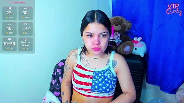 Snapshot of angelina_77 chatting on 07-13-26, 05:45 angelina 77 online show from 07-13-26, 05:45