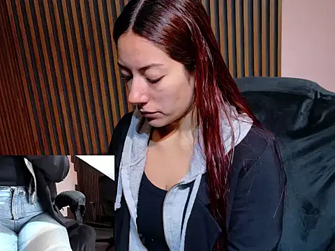 MissOffice  online show from 06-18-26, 11:37