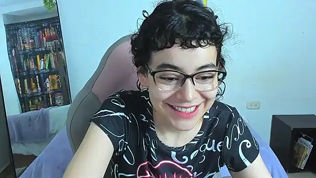 Iris BonD online show from 05-17-26, 01:00