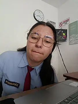 Snapshot of Queen_linda1 chatting on 07-28-26, 01:21 Queen linda1 online show from 07-28-26, 01:21