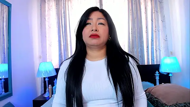 Snapshot of Victoria_kim_lee chatting on 06-11-26, 02:03 Victoria kim lee online show from 06-11-26, 02:03