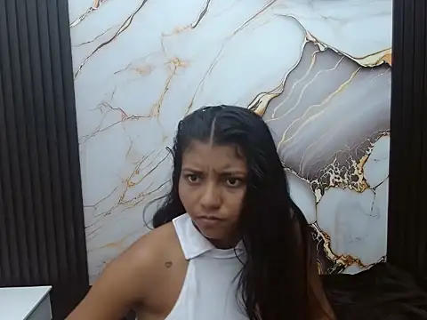AndreaSerpa online show from 05-29-26, 07:20