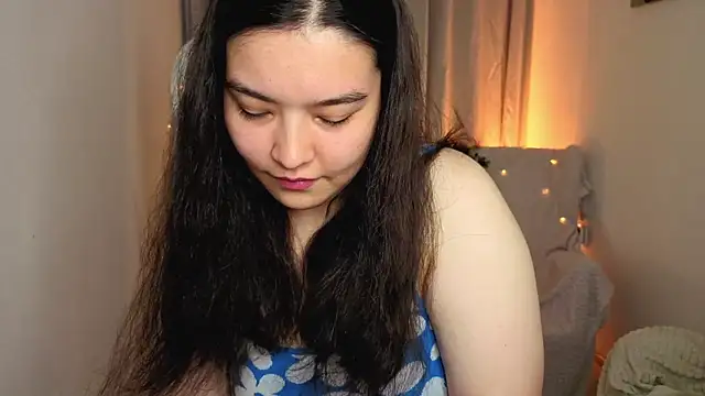 MomoRins online show from 07-01-26, 10:21