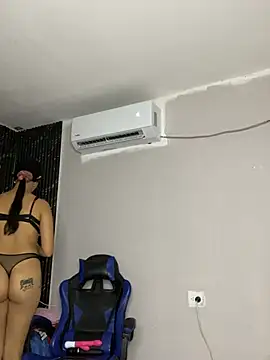 ValentinaLux Oficiall online show from 07-02-26, 06:36