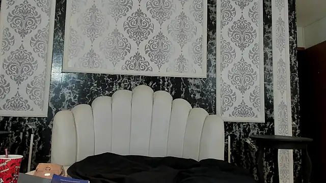 Agata Jade online show from 05-26-26, 11:52