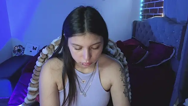 isabella monntolvo online show from 05-09-26, 03:04