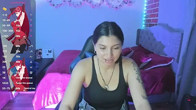 isabella monntolvo online show from 04-27-26, 11:25