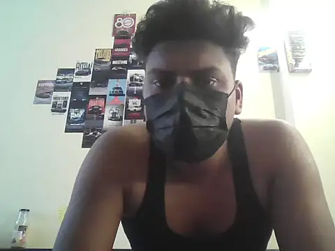 Snapshot of Secreat_playBoy001 chatting on 04-22-26, 10:33 Secreat playBoy001 online show from 04-22-26, 10:33