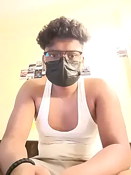 Snapshot of Secreat_playBoy001 chatting on 04-23-26, 01:02 Secreat playBoy001 online show from 04-23-26, 01:02