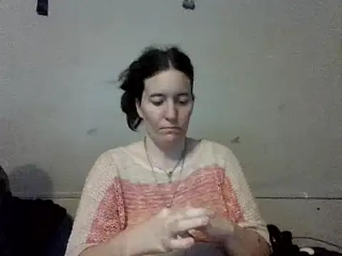 Snapshot of Mini83 chatting on 05-16-26, 05:23 Mini83 online show from 05-16-26, 05:23