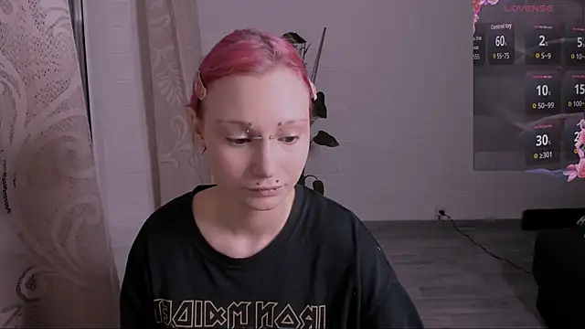 VikaViktoria online show from 06-11-26, 09:12