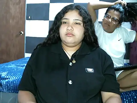 Valery-Khloe online show from 07-25-26, 01:57