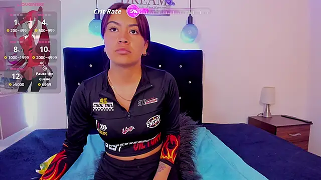lizz cherry  online show from 05-05-26, 07:28